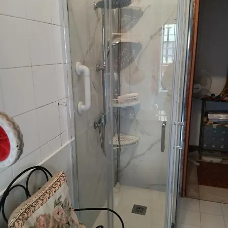 Casa Revello بيت شباب *